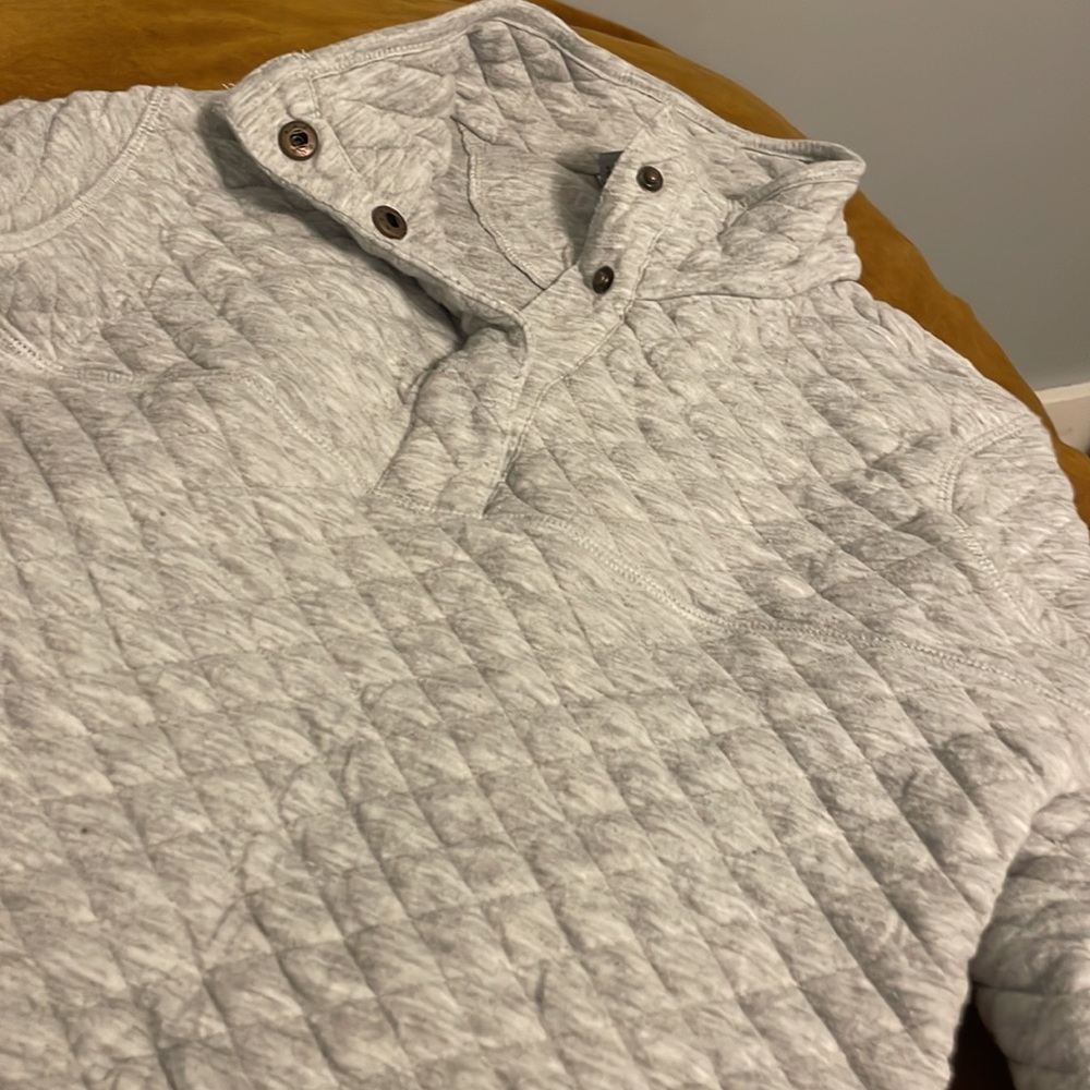 Gray pull over - Picture 2 of 3